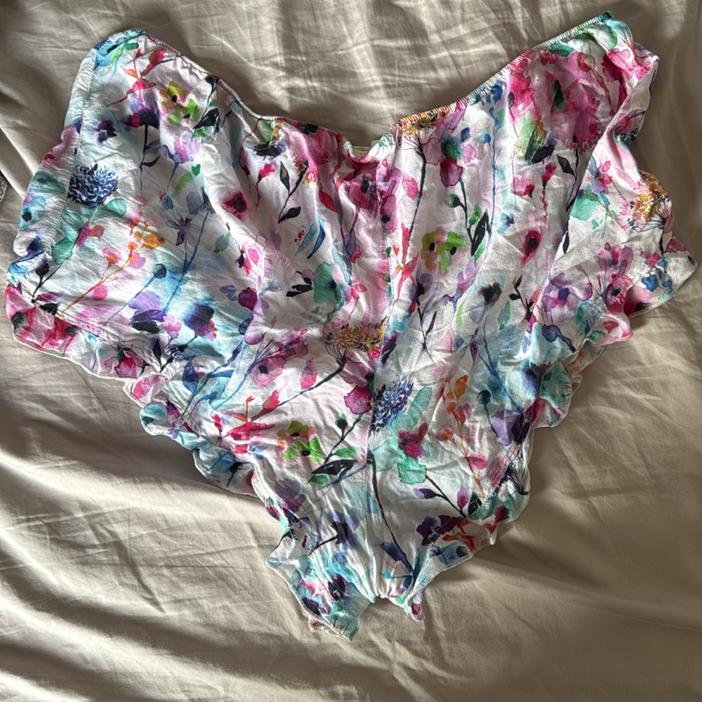 Floral Ruffle Shorts/Bloomers - Picture 3 of 3
